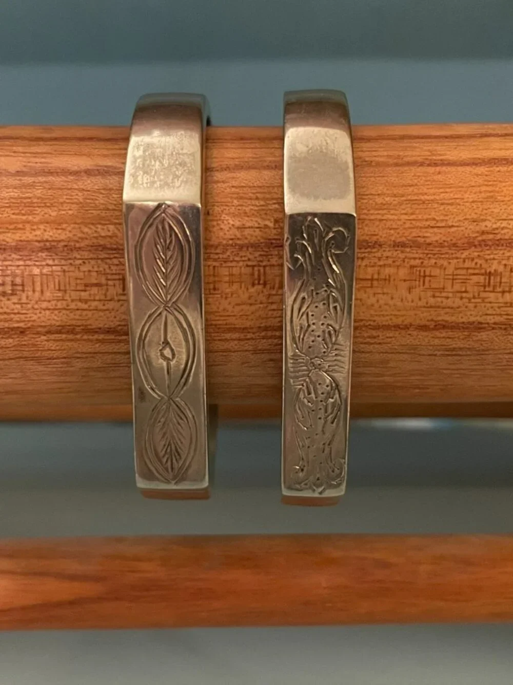 Vintage Jewelry Bundle 2 Silver Cuffs Etched 107 grams Heavy Contemporary Modern